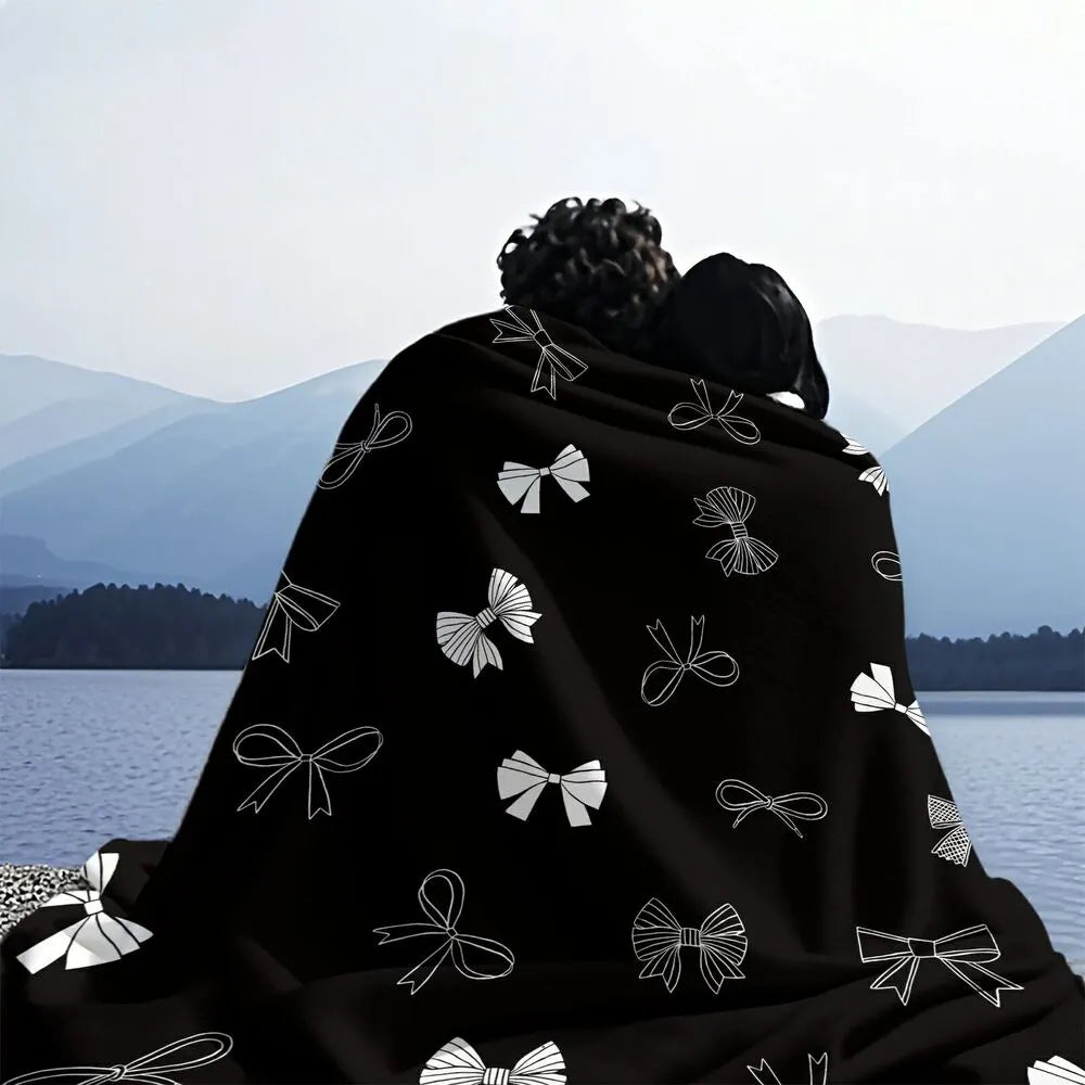 Black & White Bow Pattern Multipurpose Throw Blanket