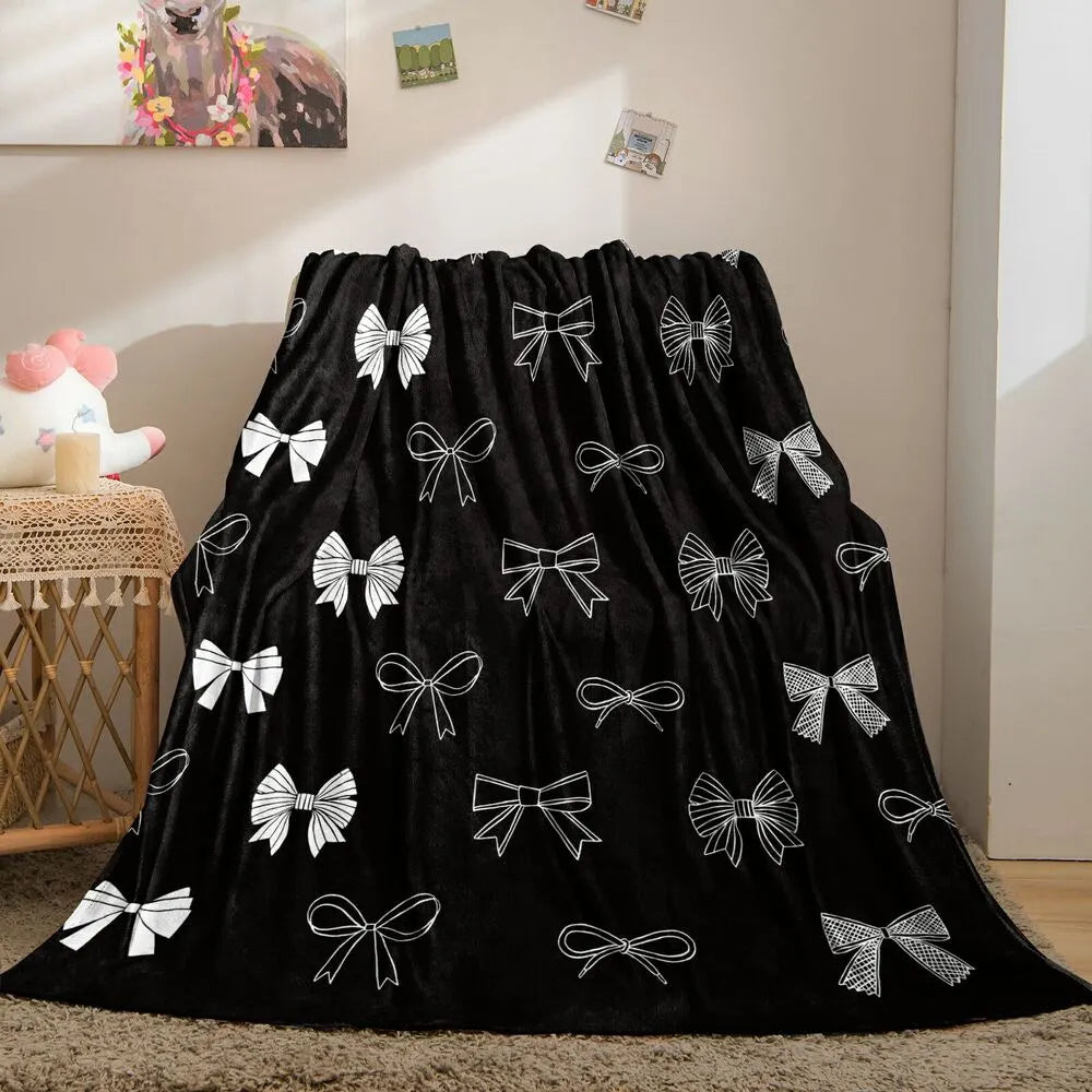 Black & White Bow Pattern Multipurpose Throw Blanket