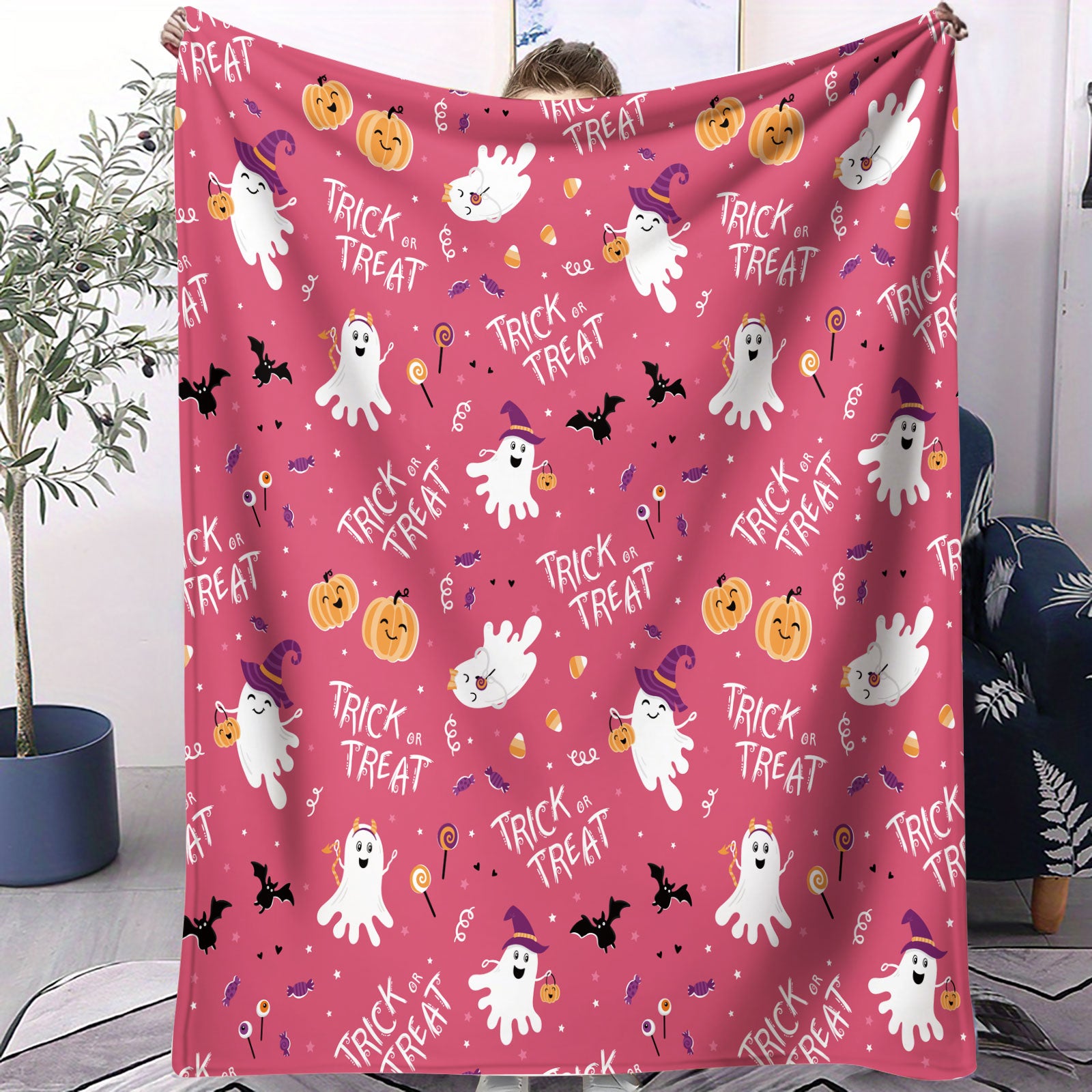 Pink Halloween Ghost Throw Blanket